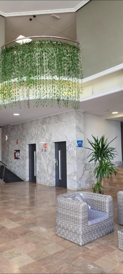 A Estrenar Preciosos Apartamentos Aparthotel Inter2, New Apartments Ln Aparthotel 12 Months Open! Self Check In! Reserva Garaje! Σαλού Εξωτερικό φωτογραφία